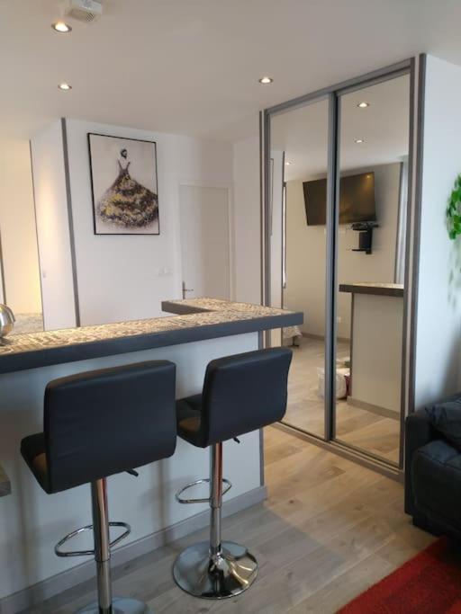 Cassiopee 3*** Apartment Fourchambault Exterior foto